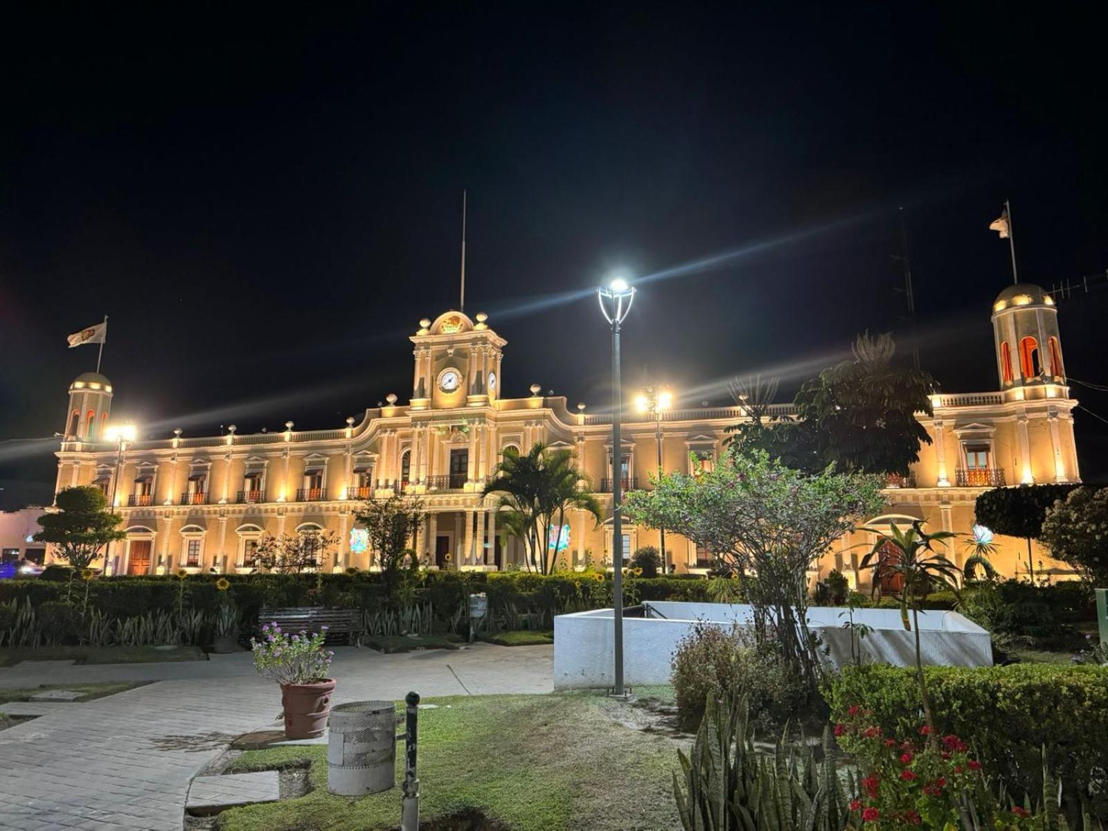 Hotel El Mexicano Tepic Centro Exterior foto